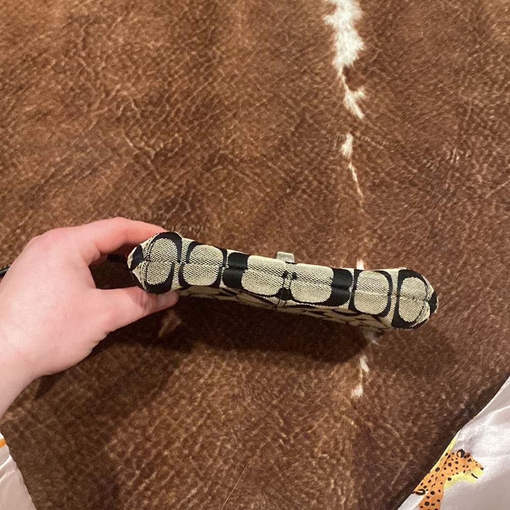 Coach Black and Khaki Signature Canvas Turn-Lock Wristlet - Picture 6 of 9